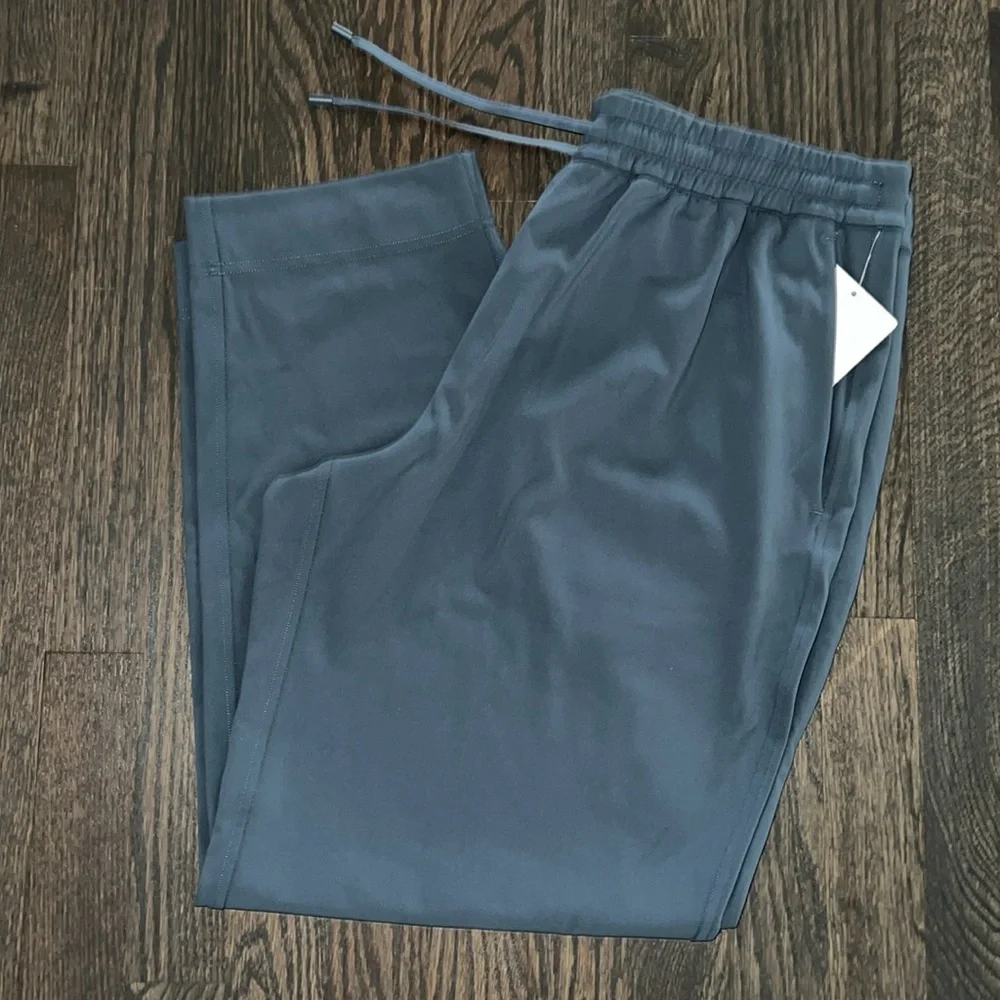lululemon 7/8 tapered leg pants